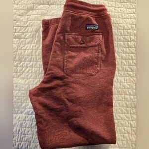 Patagonia sweatpants size small